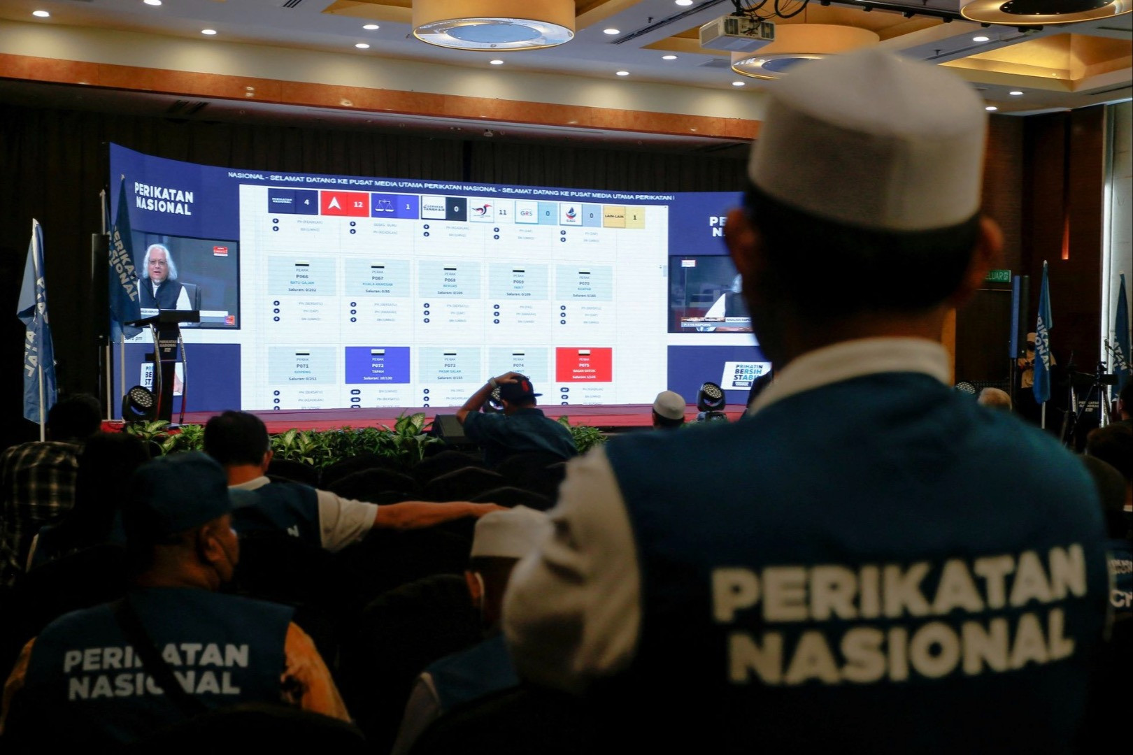 Lần đầu tiên trong lịch sử, Malaysia đối mặt với 