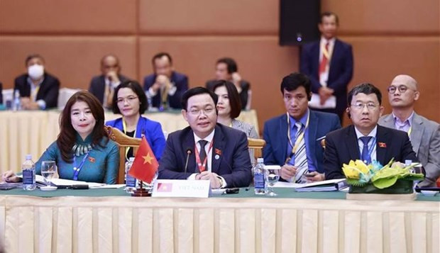 Top legislator attends AIPA Executive Committee’s meeting hinh anh 1