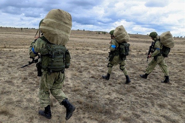 Thị trưởng Nga từ chức ra tiền tuyến, Moscow không muốn thay đổi chế độ ở Ukraine