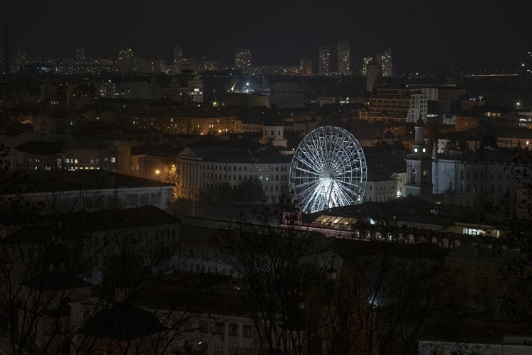 Ukraine thiếu năng lượng trong mùa đông, phương Tây tăng hỗ trợ quân sự Kiev