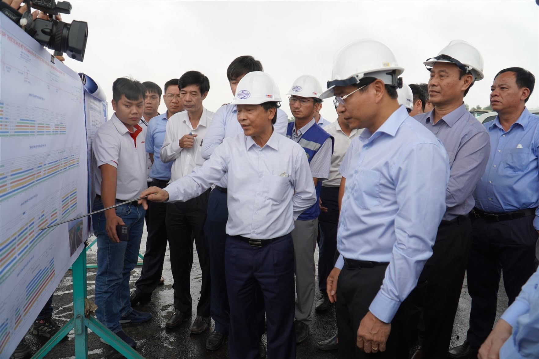Bộ trưởng Nguyễn Văn Thắng sốt ruột với tiến độ cao tốc Dầu Giây - Phan Thiết