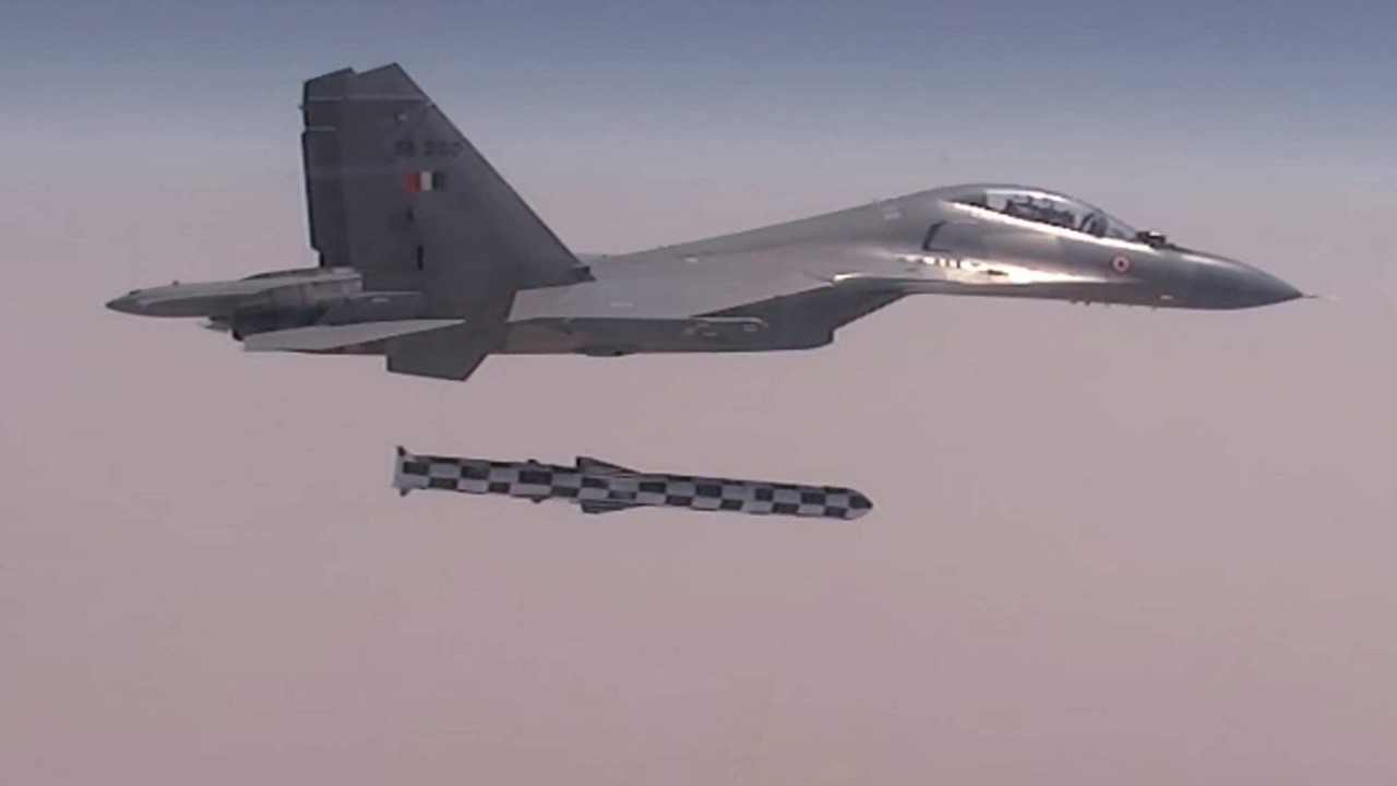 Su-30 phóng tên lửa siêu thanh nhanh nhất thế giới