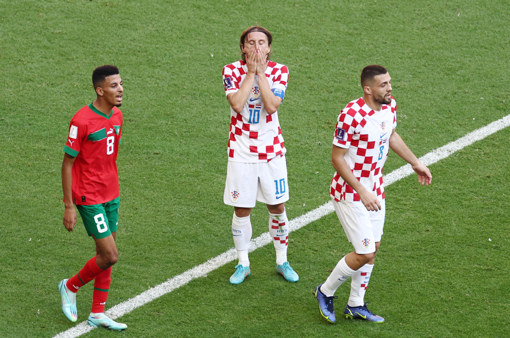 Luka Modric bất lực, Croatia bị Maroc cầm chân