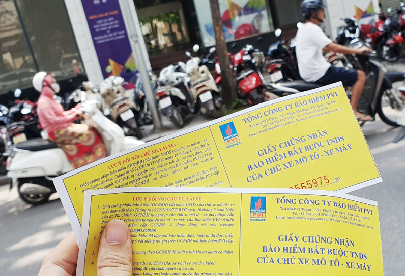 Luật sư: 'Bảo hiểm xe máy bắt buộc hiện nay có lợi cho công ty bảo hiểm'