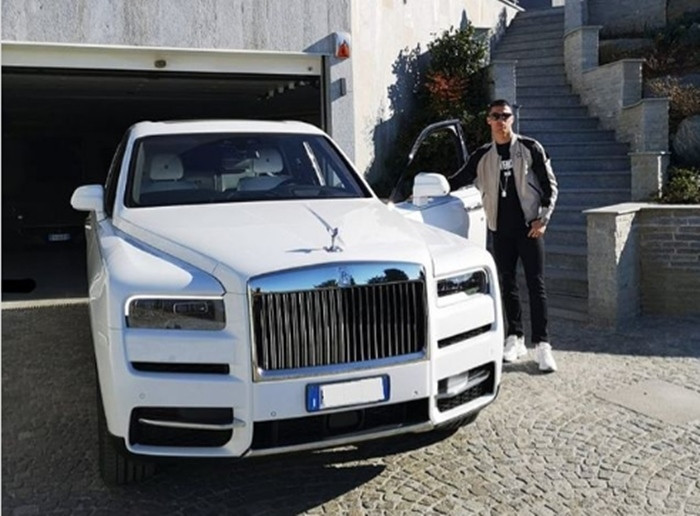 Bộ sưu tập xe hơi 18 triệu USD của Cristiano Ronaldo - 2