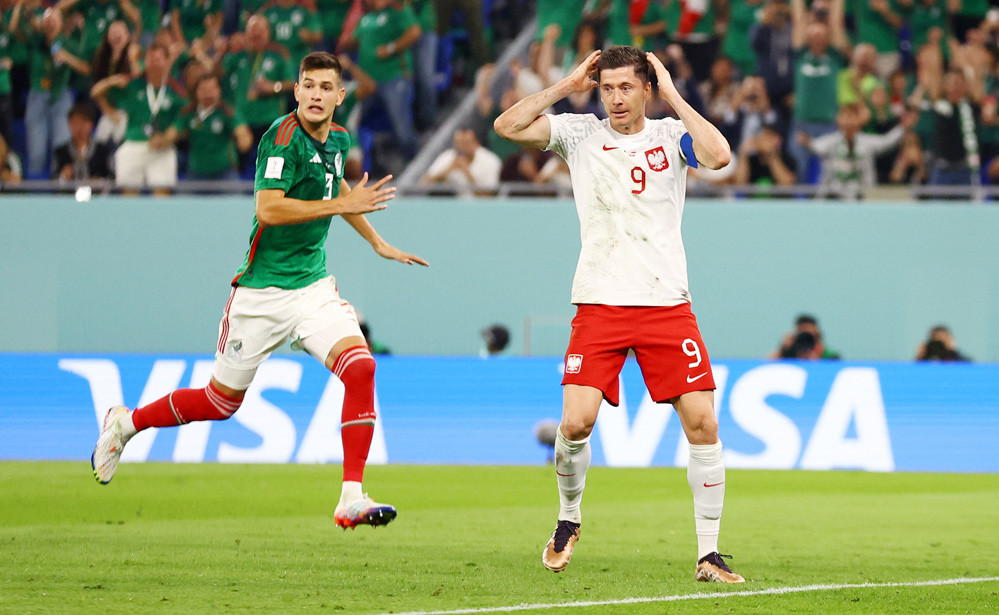 Video Mexico 0-0 Ba Lan: Tội đồ Lewandowski