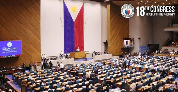 Philippines approves resolution on boosting ties with Vietnam hinh anh 1