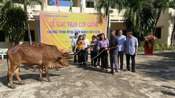 Bình Phước hỗ trợ hàng tháng hộ nghèo không có khả năng lao động