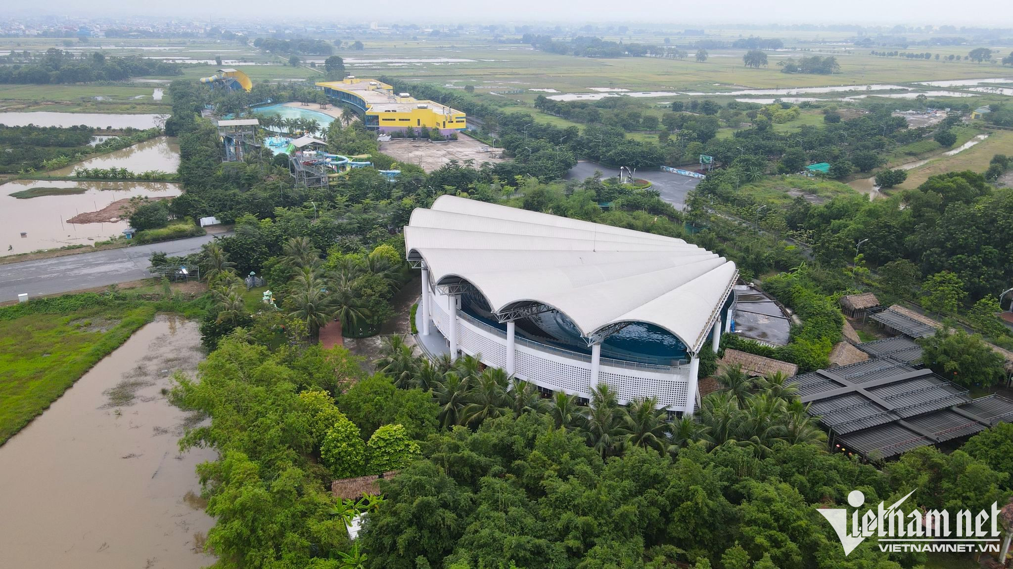 Toàn cảnh ‘Hạ Long trên cạn’ ở Hà Nội của ‘chúa đảo’ Tuần Châu vẫn mắc cạn