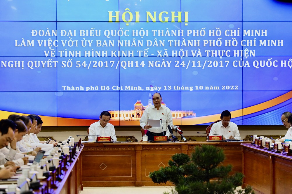 Kinh tế TP.HCM phải tỏa sáng dựa trên sức mạnh KH-CN và trí thức trẻ