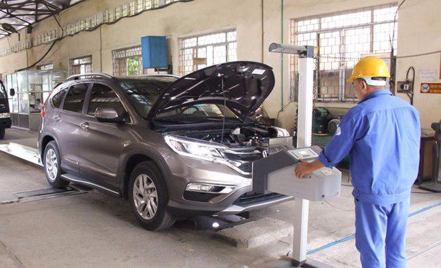 Đình chỉ 3 nhân viên vi phạm đăng kiểm xe cơ giới