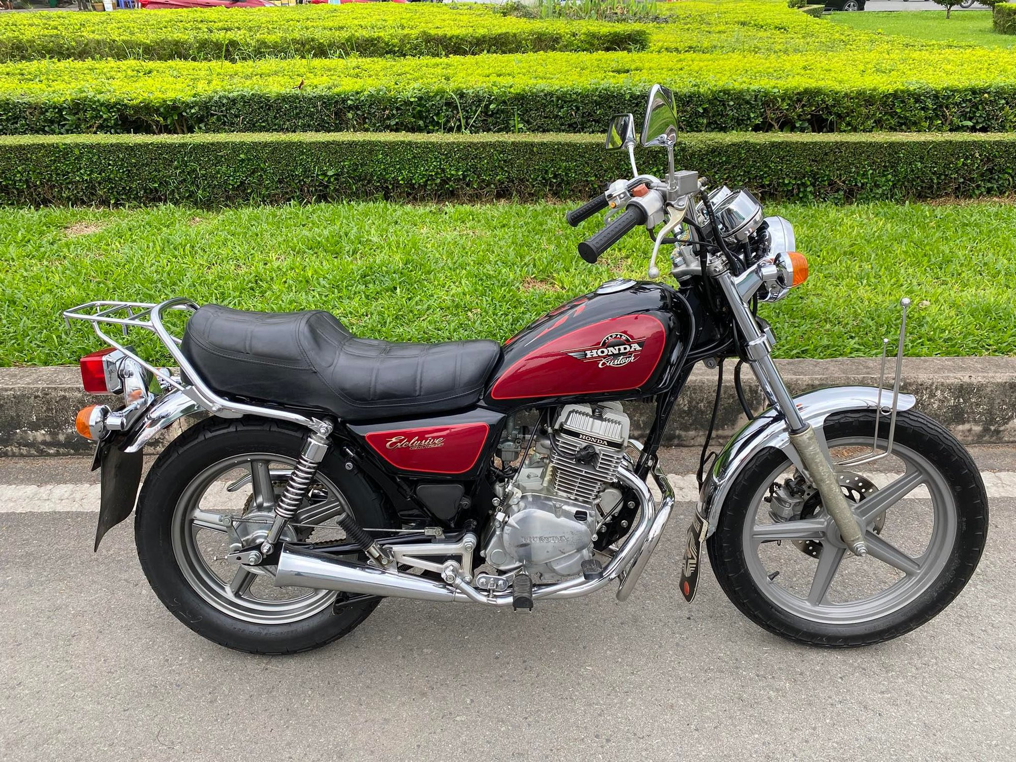 Honda CM125T nguyên “zin” biển tứ quý 7, khách trả hơn 300 triệu mà chủ chưa bán - Ảnh 1.