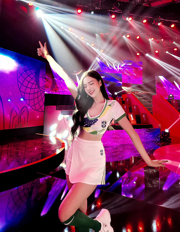 Nhan sắc trẻ đẹp của Cao Thu Trang - hotgirl 