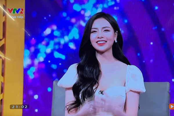 Nhan sắc trẻ đẹp của Cao Thu Trang - hotgirl 