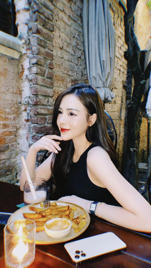 Nhan sắc trẻ đẹp của Cao Thu Trang - hotgirl