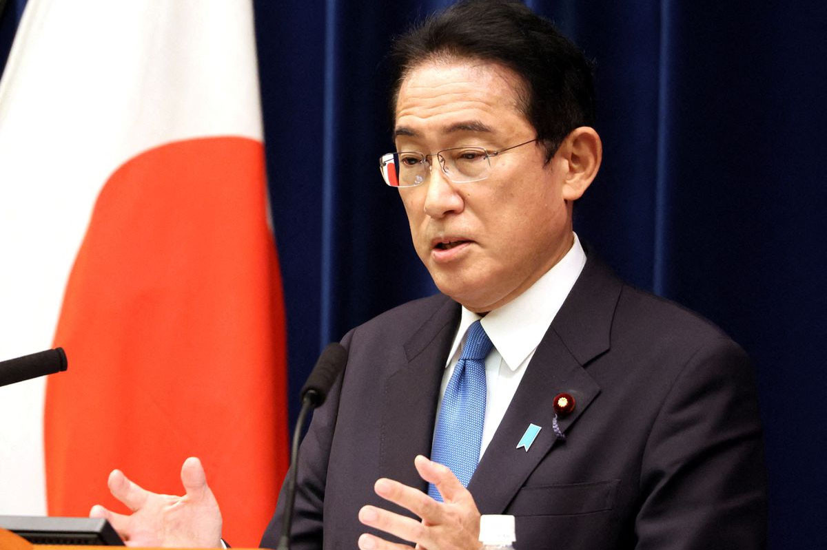 Thủ tướng Nhật gặp rắc rối vì báo cáo chi tiêu vận động tranh cử