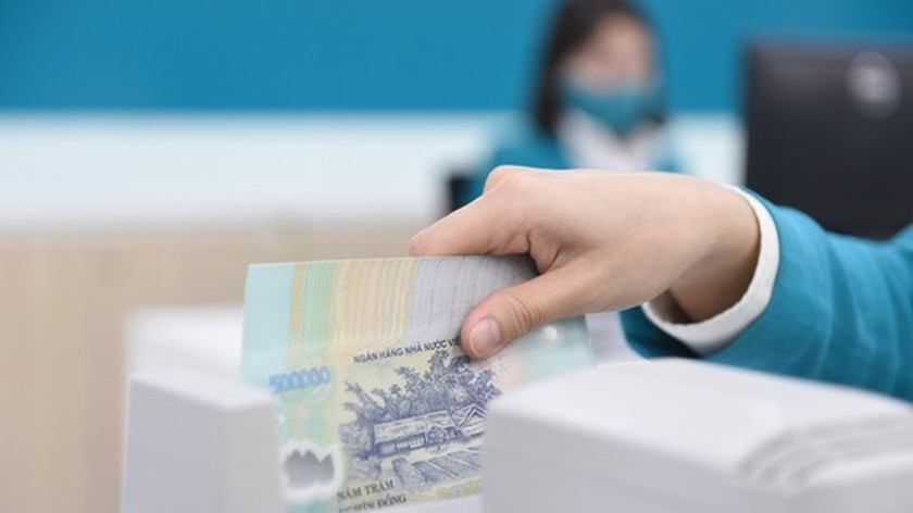 State bank orders credit institutes not to force customers to buy insurance ảnh 1