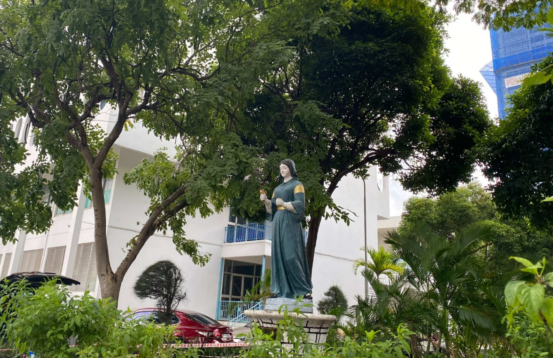 Bệnh viện lâu đời nhất Việt Nam đón nhận Huân chương Lao động hạng Nhất Z3599274869131 97aa68faec607e4ce33f16da3cfb9bbe 750