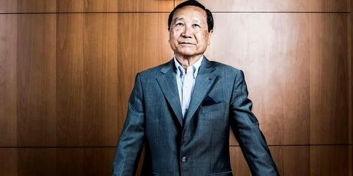 Triệu phú người Pháp gốc Việt Chuc Hoang. Ảnh: Lemonde