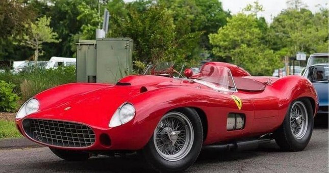 Dàn siêu xe của các ngôi sao dự World Cup 2022 ảnh 2