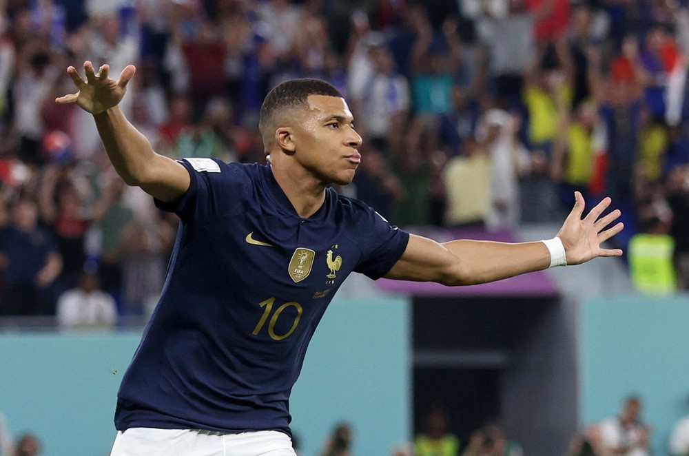 Video bàn thắng World Cup Pháp 2-1 Đan Mạch: Mbappe bùng nổ