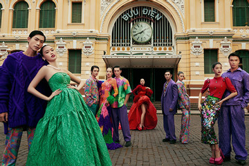 Bộ đôi nhà thiết kế quảng bá thời trang với văn hóa Sài Gòn