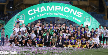 Hanoi FC win national cup for a third time with two masterpieces