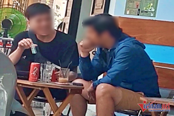 Độc tố đáng sợ mua dễ như rau, học sinh thi nhau đặt hàng