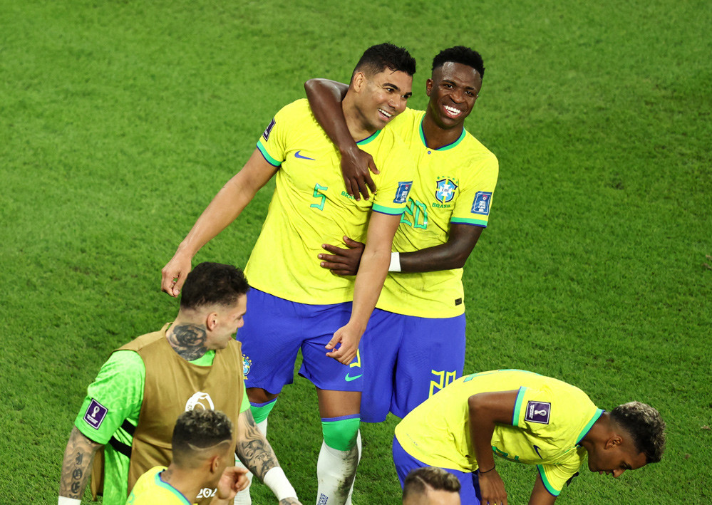 Video bàn thắng Brazil 1-0 Thụy Sĩ: Siêu phẩm của Casemiro