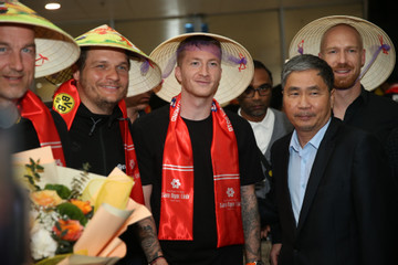 Marco Reus và dàn sao Dortmund đội nón lá tới Việt Nam