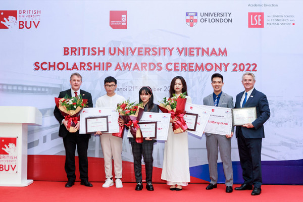 Cơ hội nhận học bổng Trường Đại học Anh Quốc Việt Nam