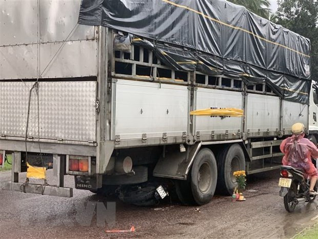 lui xe chet 3 nguoi anh 1