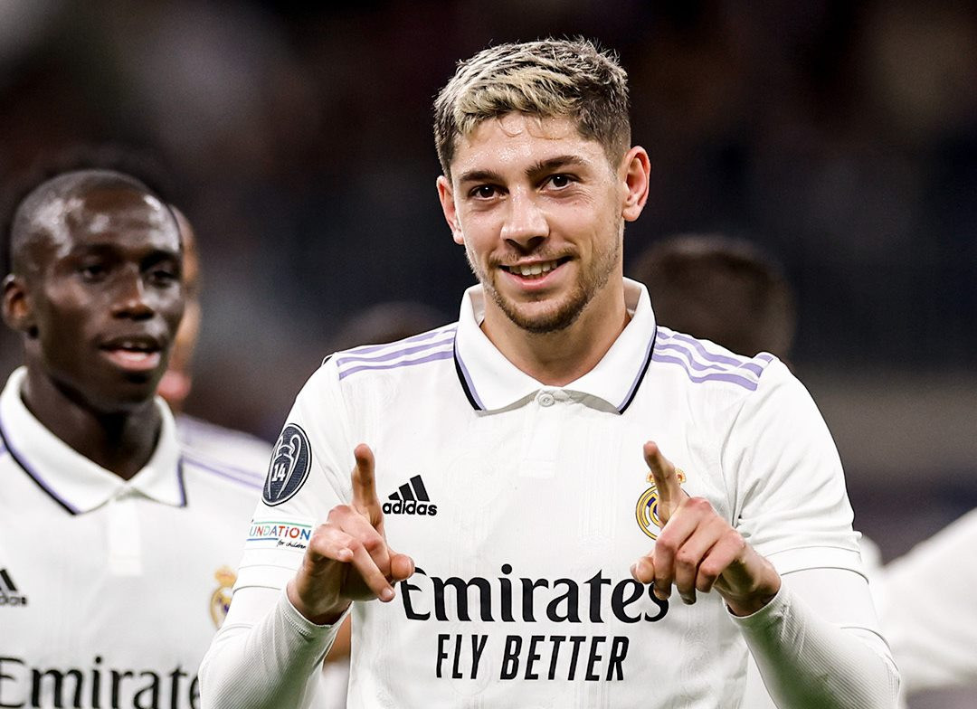 Nhấn chìm Celtic, Real Madrid tiến vào vòng 1/8 với ngôi nhất bảng