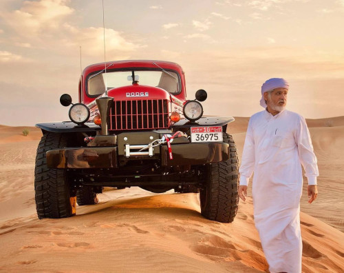 Tỷ phú UAE sở hữu bộ sưu tập ô tô khổng lồ, nội thất như biệt thự