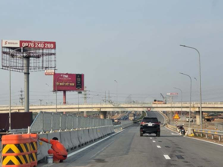 Quyết tâm tăng tốc giải ngân đầu tư công những tháng cuối năm