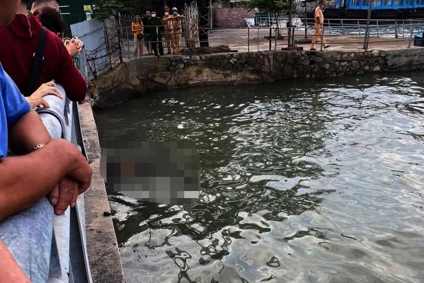 Cha mẹ căng bạt chờ tìm con trai ở cầu Bãi Cháy lặng người nhận tin xấu