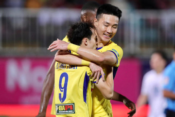 Video bàn thắng HAGL 2-0 Nam Định: Nụ cười trở lại