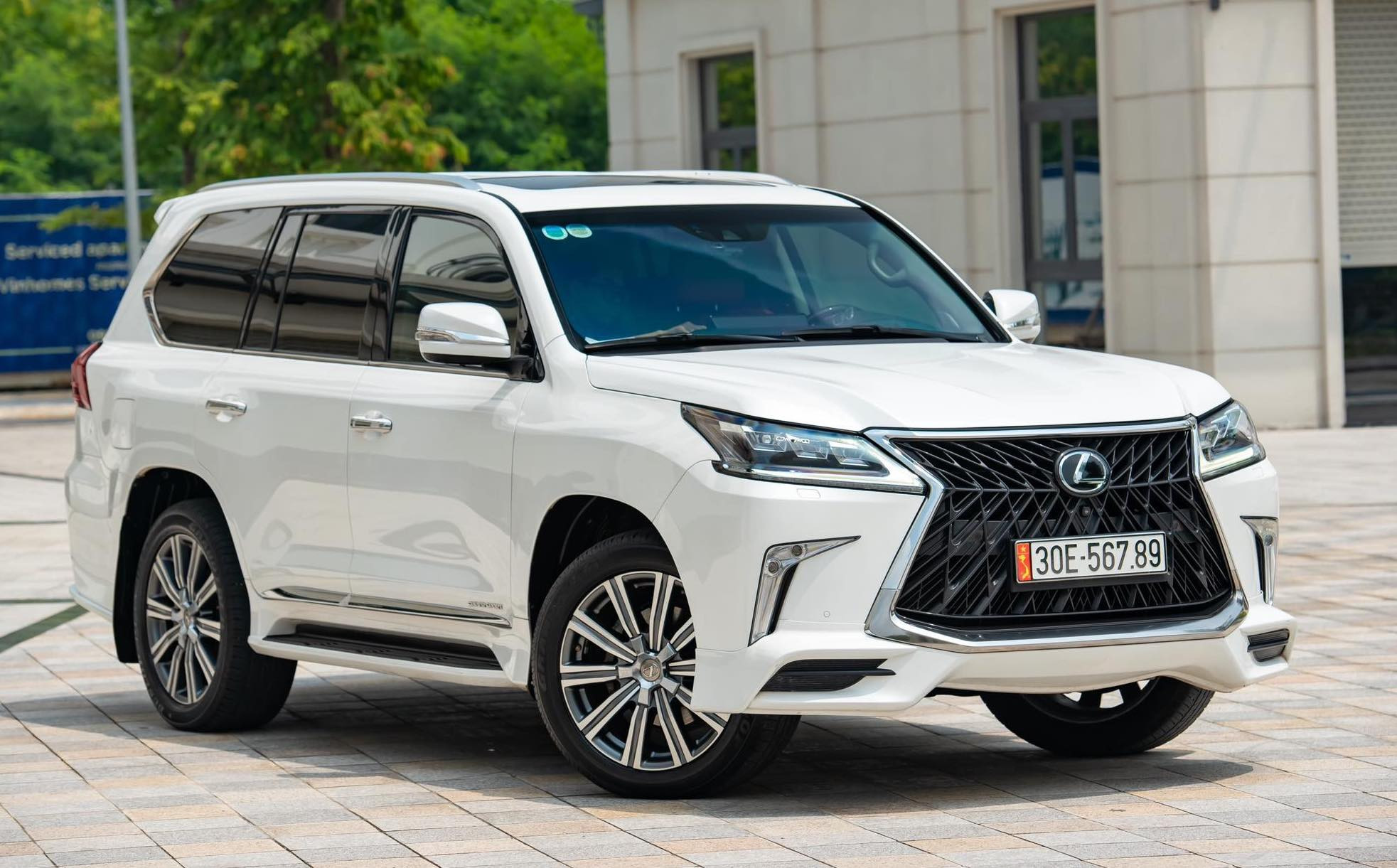 Giá Xe Lexus LX 570 Super Sport 2021 Nhập Khẩu Từ Trung Đông