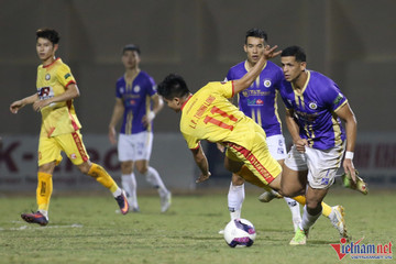 Video bàn thắng Thanh Hóa 1-1 Hà Nội: Đường đua nghẹt thở