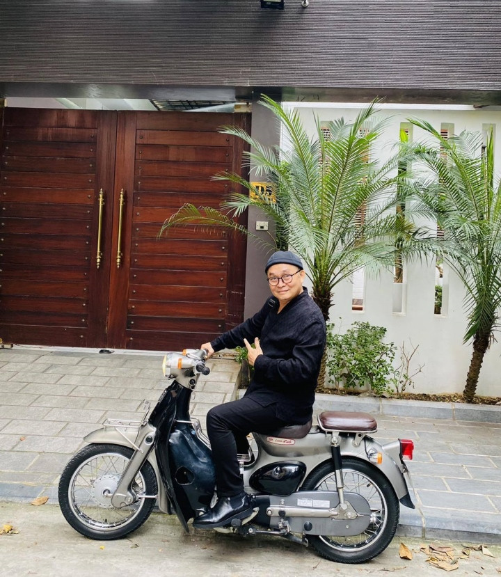 Thú vui của 'vua hài đất Bắc' Xuân Hinh ở tuổi 62  - 8