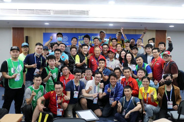 Vai trò của 'hàng tiền đạo' trong thành công của bóng đá Việt Nam