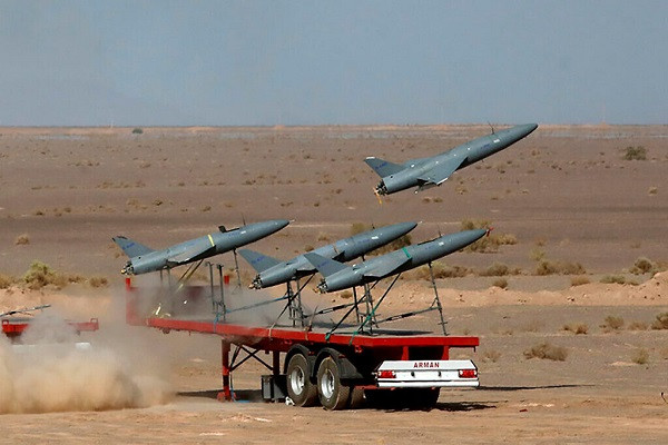 Iran thừa nhận gửi UAV cho Nga, Ukraine nhận thêm xe tăng và máy phát điện