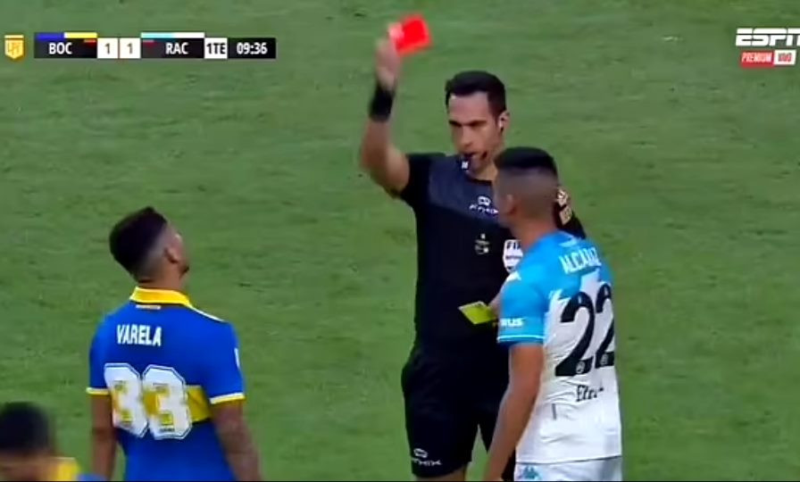 Trọng tài rút 10 thẻ đỏ trong trận Siêu cúp Argentina