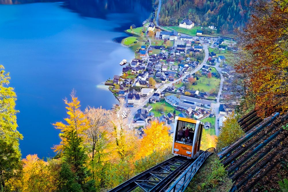 Thiên đường mùa thu ở Hallstatt - Làng cổ bên hồ đẹp nhất thế giới