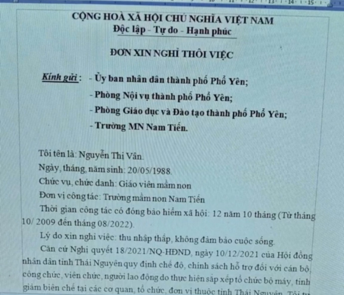 Giáo viên ngậm ngùi viết đơn xin nghỉ việc vì tiền lương quá thấp