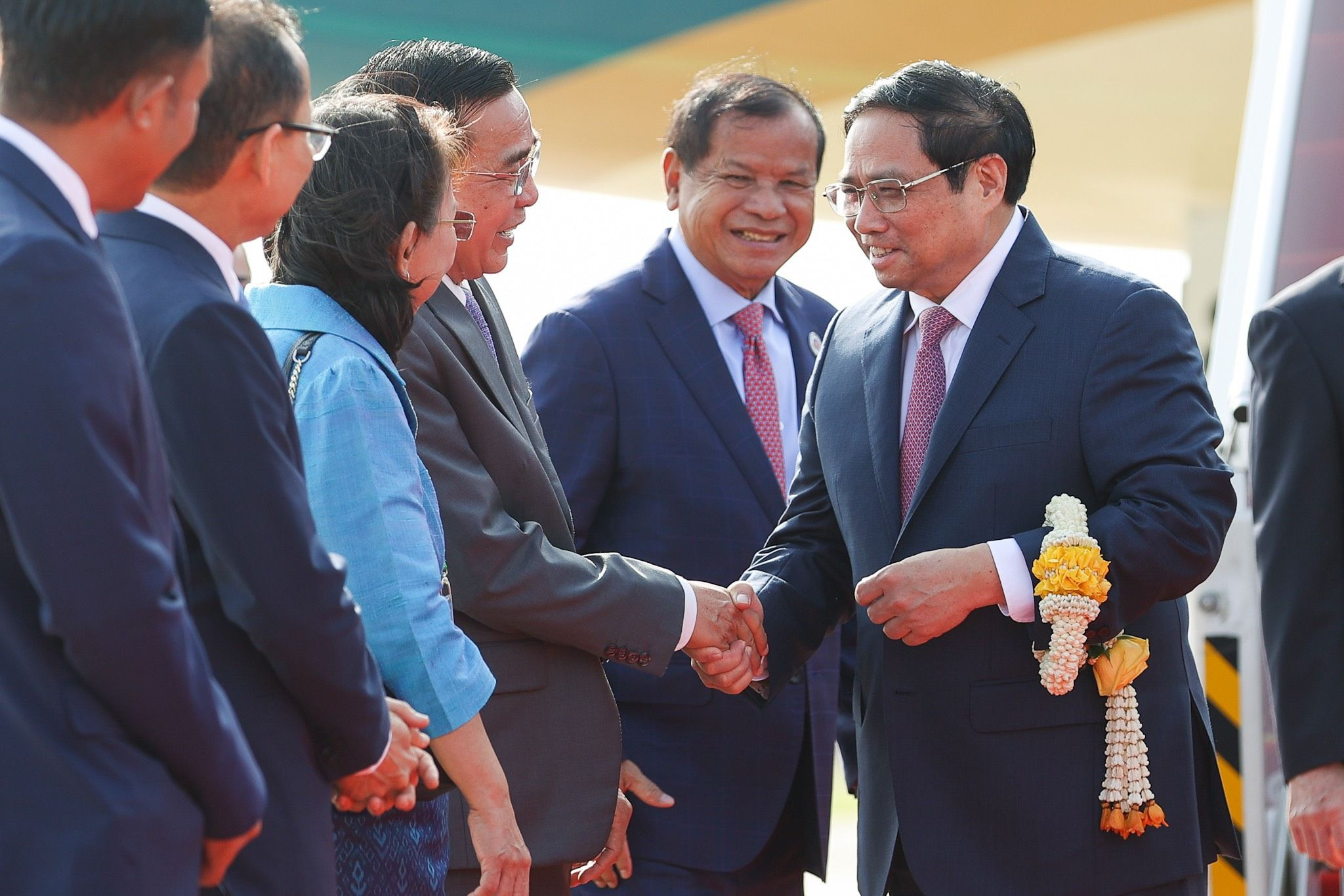 Thủ tướng thăm chính thức Campuchia