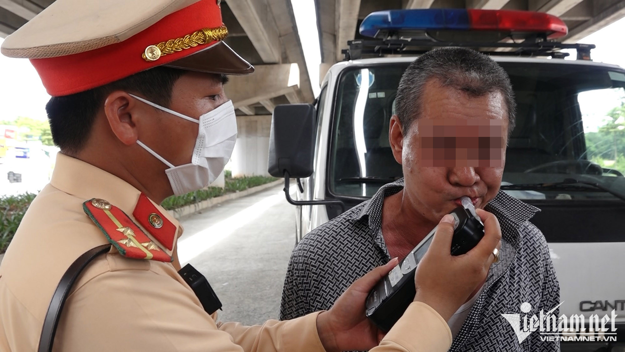 Phạt 63 triệu đồng với ‘ma men’ chạy sai làn, gây tai nạn giao thông