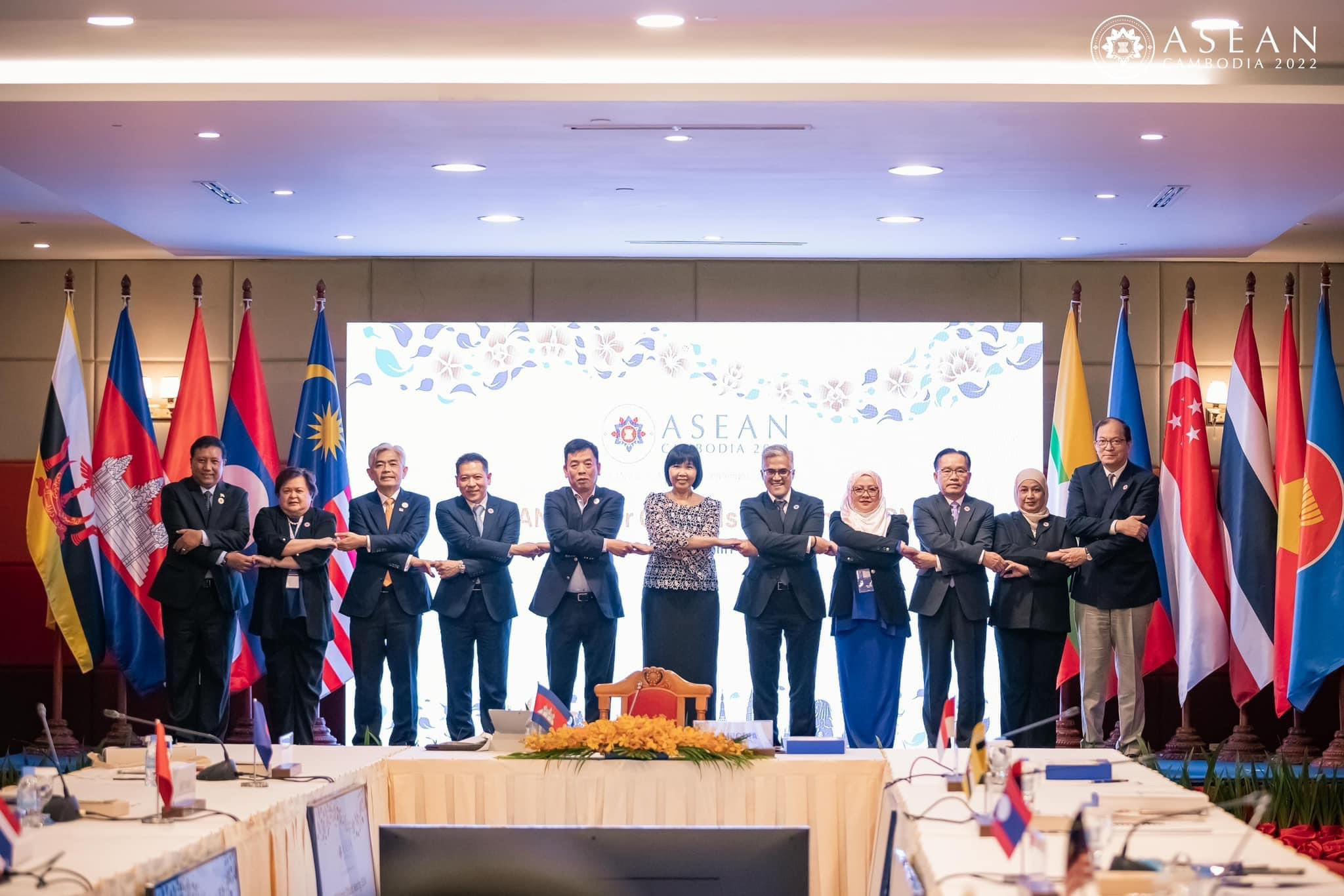 Khoảng 100 văn kiện sẽ được trình lên Hội nghị cấp cao ASEAN