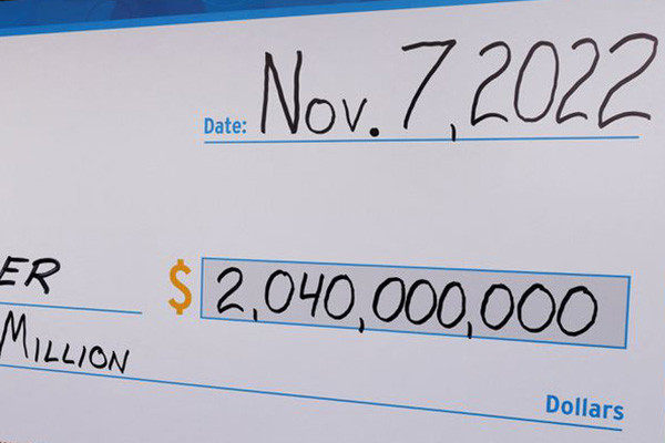 Trúng số độc đắc 2,04 tỷ USD