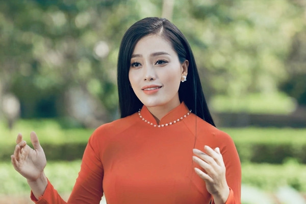 Sao Mai Huyền Trang phát hành MV 'Người Hà Tĩnh có thương'